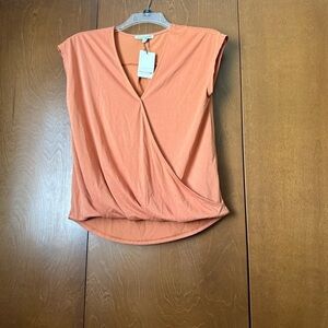Green Envelope NWT Women's Crossover Wrap Top Salmon Color NWT Sz Small